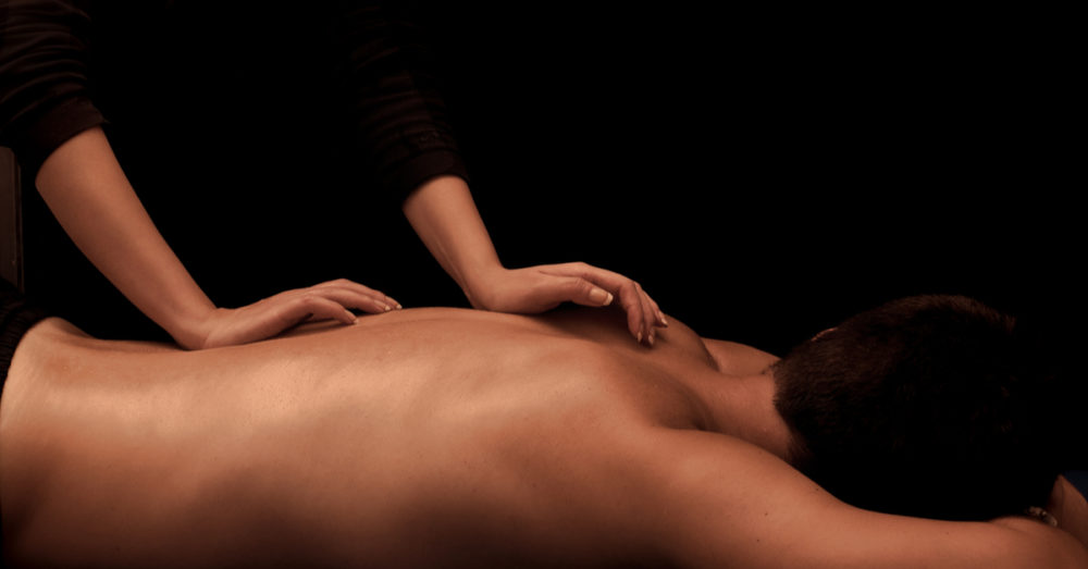 An upper body massage can speed up the healing process and remove unwanted toxins from the body.